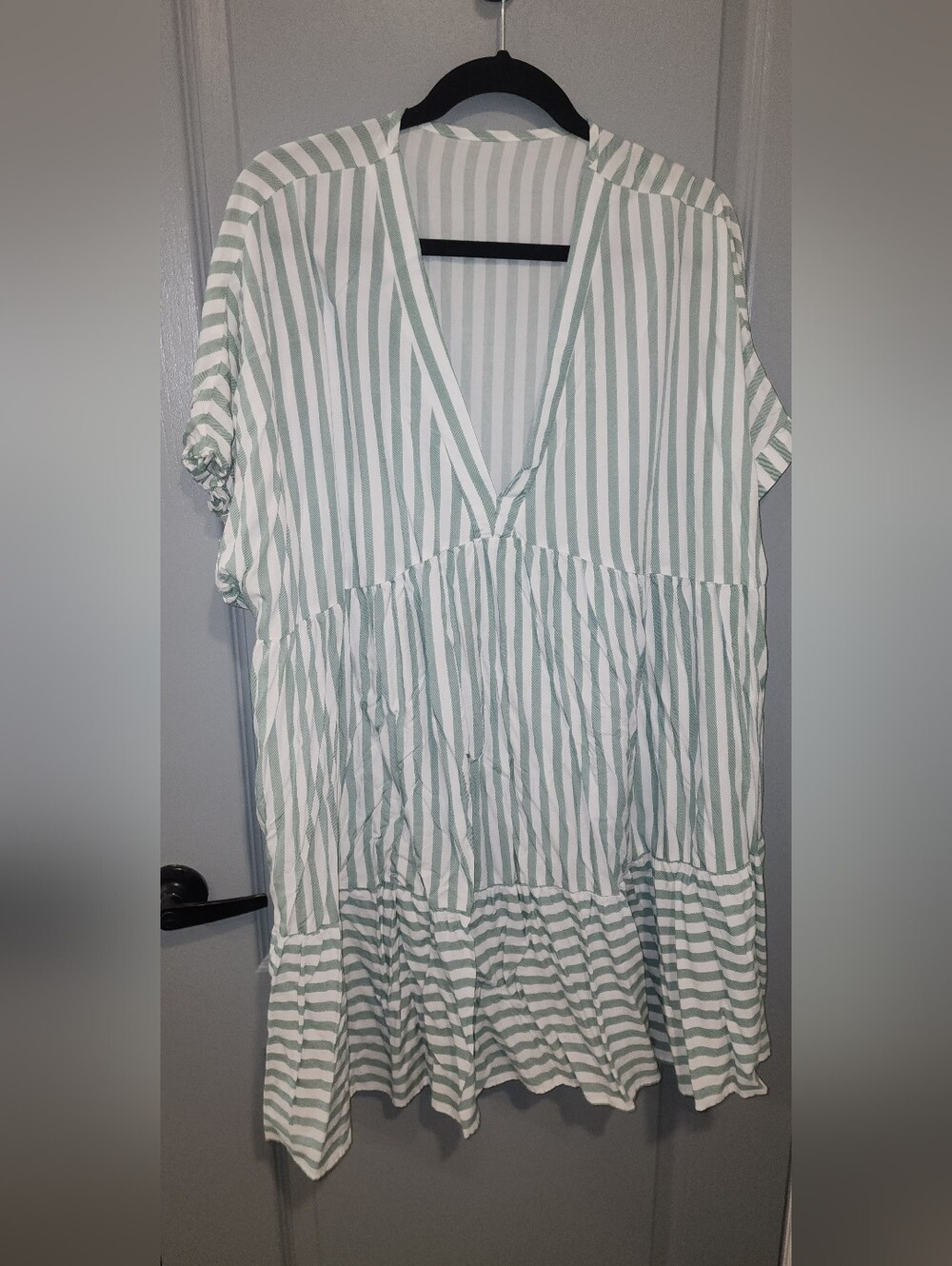 Women’s Striped V-Neck  Dress - Sage & White